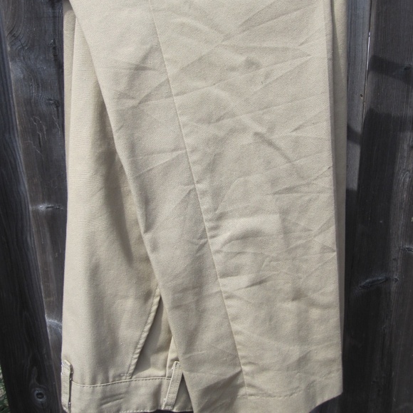SALE!! mens size 30 work pants from Redkap - Picture 5 of 7